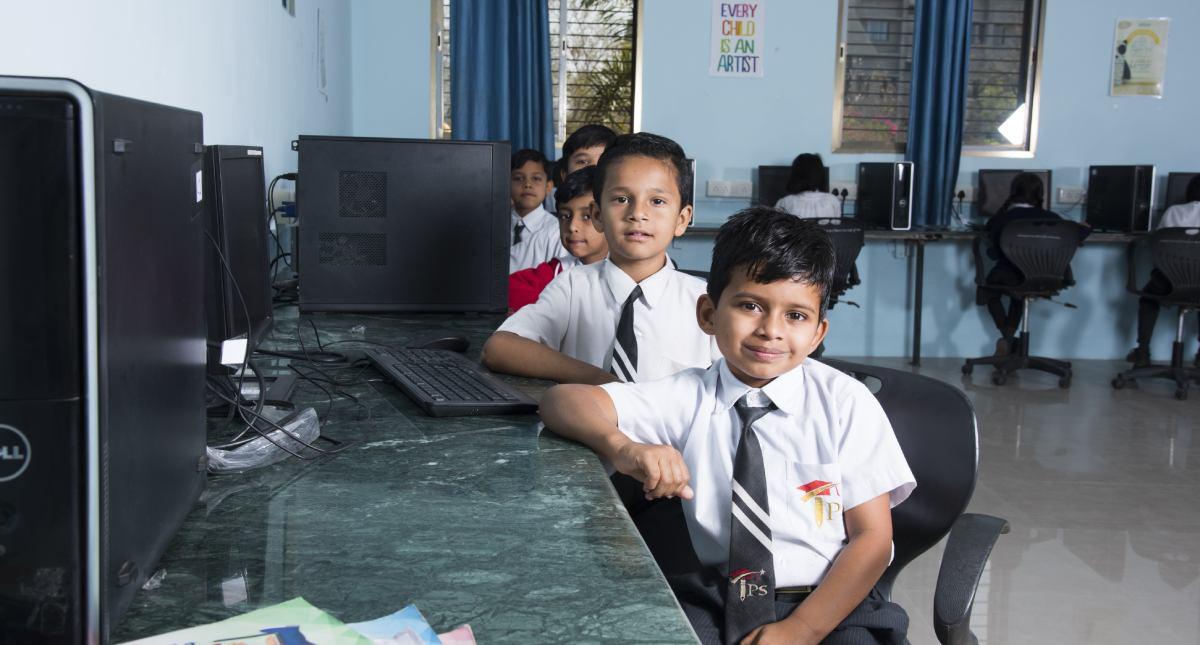 Systemic Drivers of Foundational Learning Outcomes